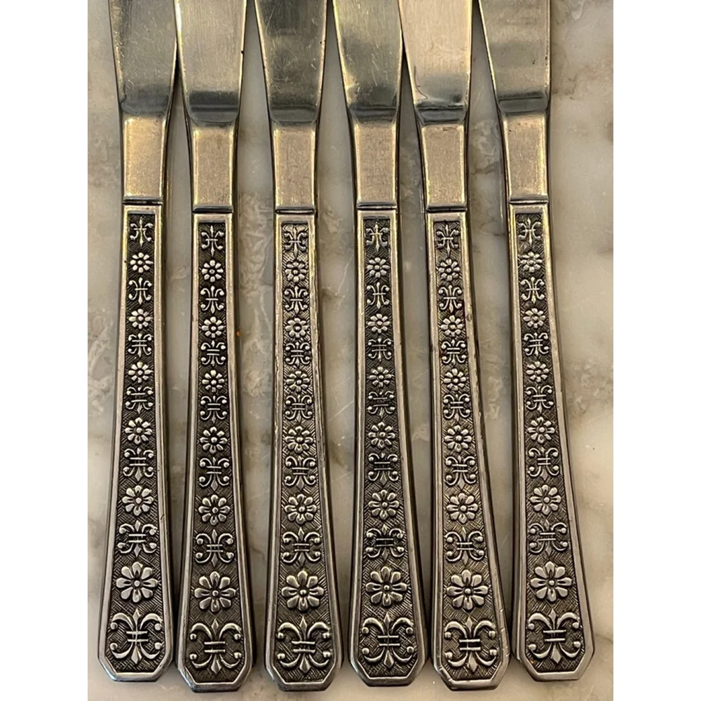 Vintage Korea Stainless Floral Scroll Dinner Knives Set of 6 Daisy Fleur Pattern